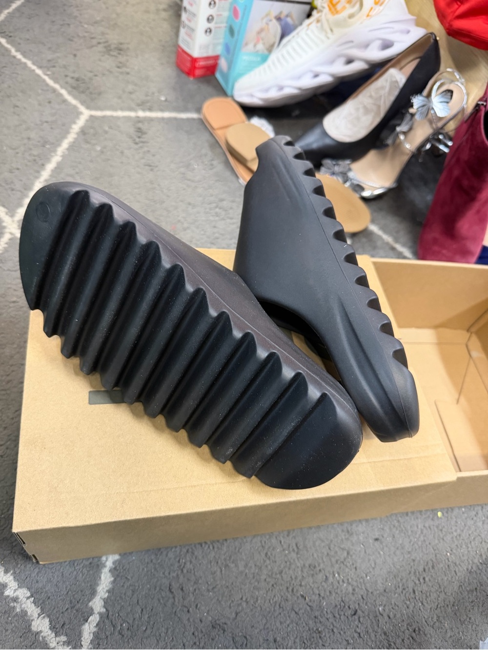 Yeezy Black Slide Sandals - Picture 8 of 15